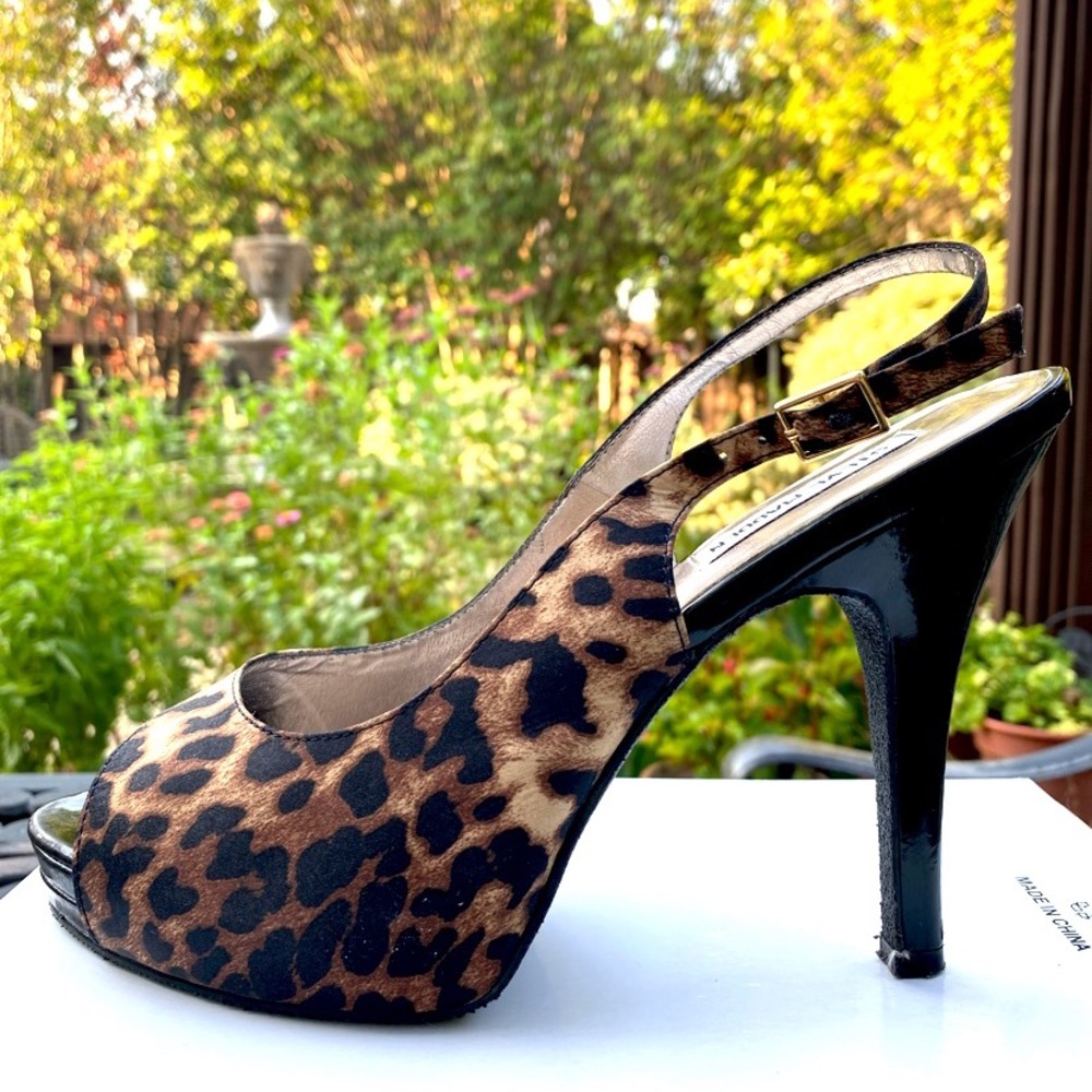 👠STEVE MADDEN leopard print women shoes size 9